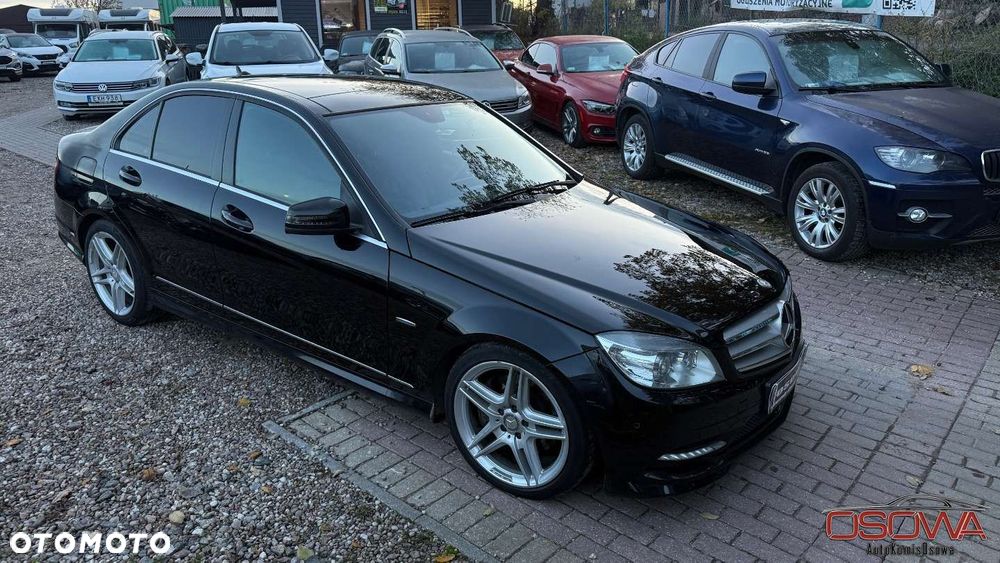 Mercedes-Benz Klasa C 250 CDI 4Matic 7G-TRONIC Avantgarde Edition - 3