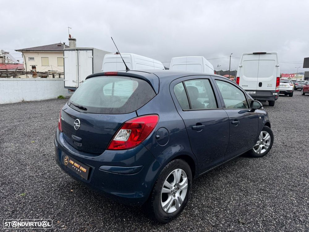 Opel Corsa 1.2 Connect Easytronic - 3