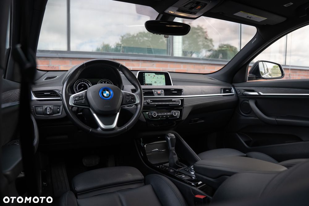 BMW X2 sDrive20i GPF sport - 27