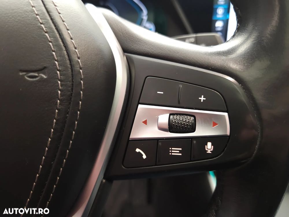 BMW X5 xDrive45e xLine - 24