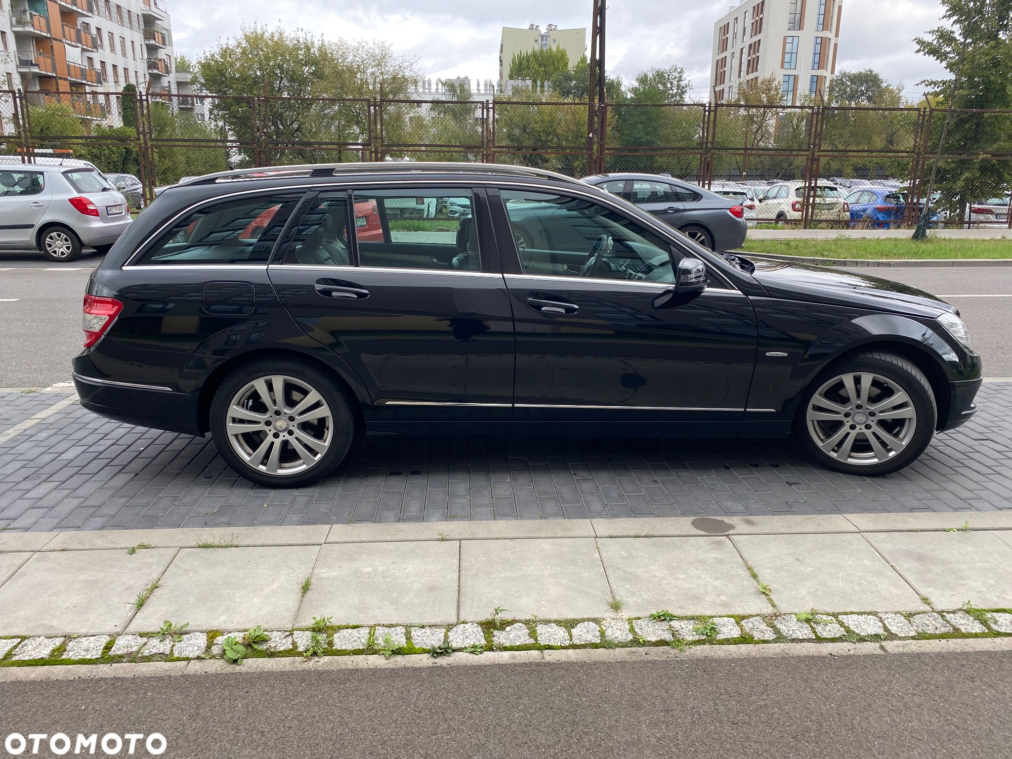 Mercedes-Benz Klasa C 250 CGI BlueEff Avantgarde - 6