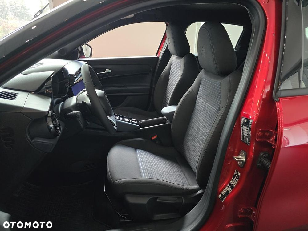 Alfa Romeo Junior 1.2 mHEV Ibrida eDCT - 11
