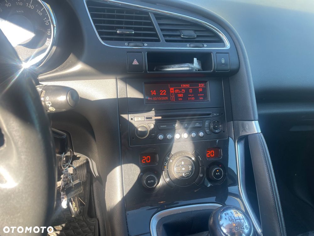 Peugeot 3008 - 10