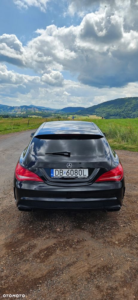 Mercedes-Benz CLA Shooting Brake 180 AMG Line - 6