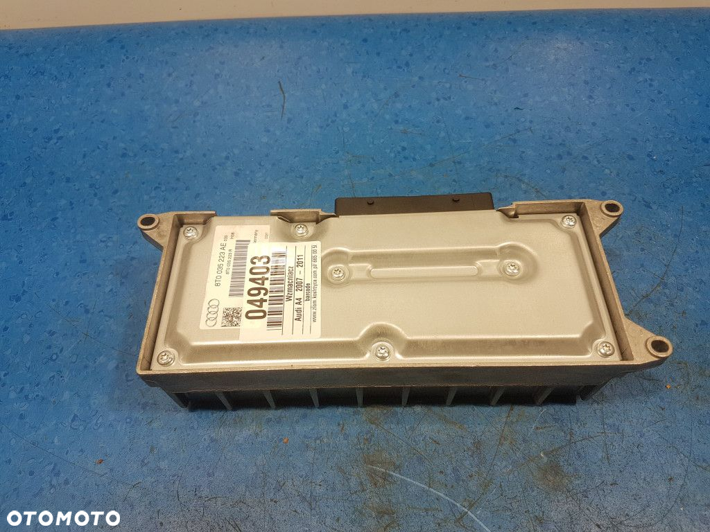 AUDI A4 B8 WZMACNIACZ 8T0035223AE - 8