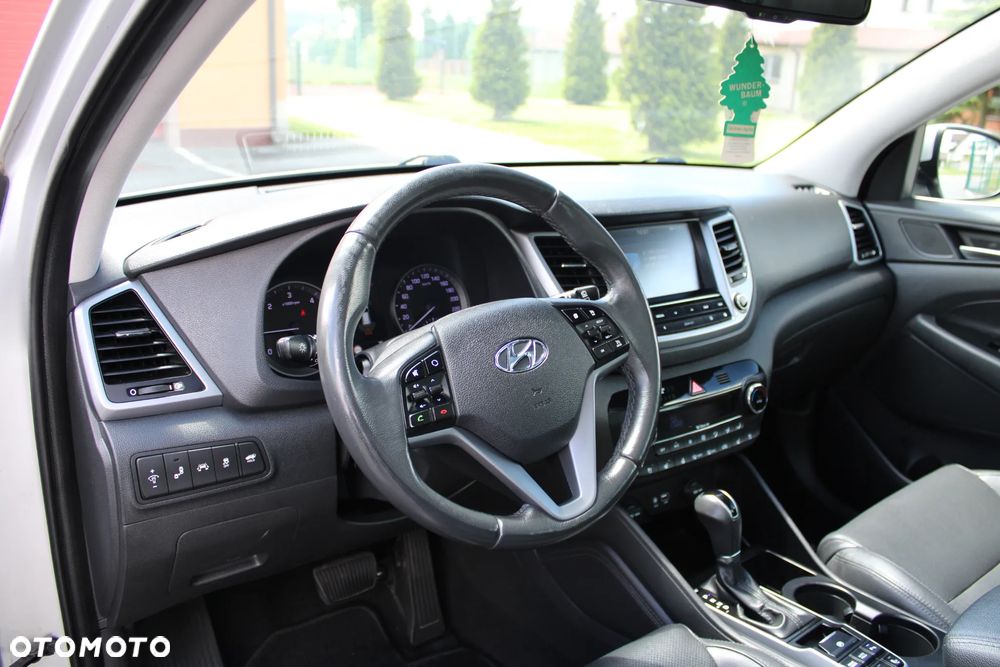 Hyundai Tucson blue 1.7 CRDi 2WD DCT Premium - 17