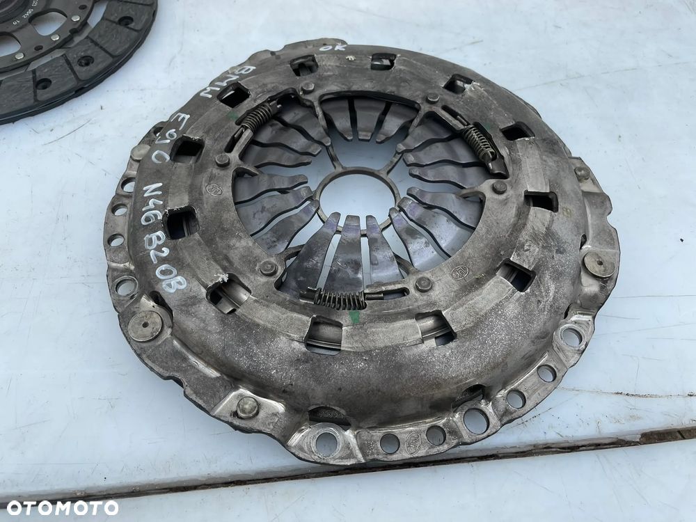 SPRZĘGŁO KOŁO ZAMACHOWE 7568006 323064210 BMW E90 2.0 N46B20B - 6