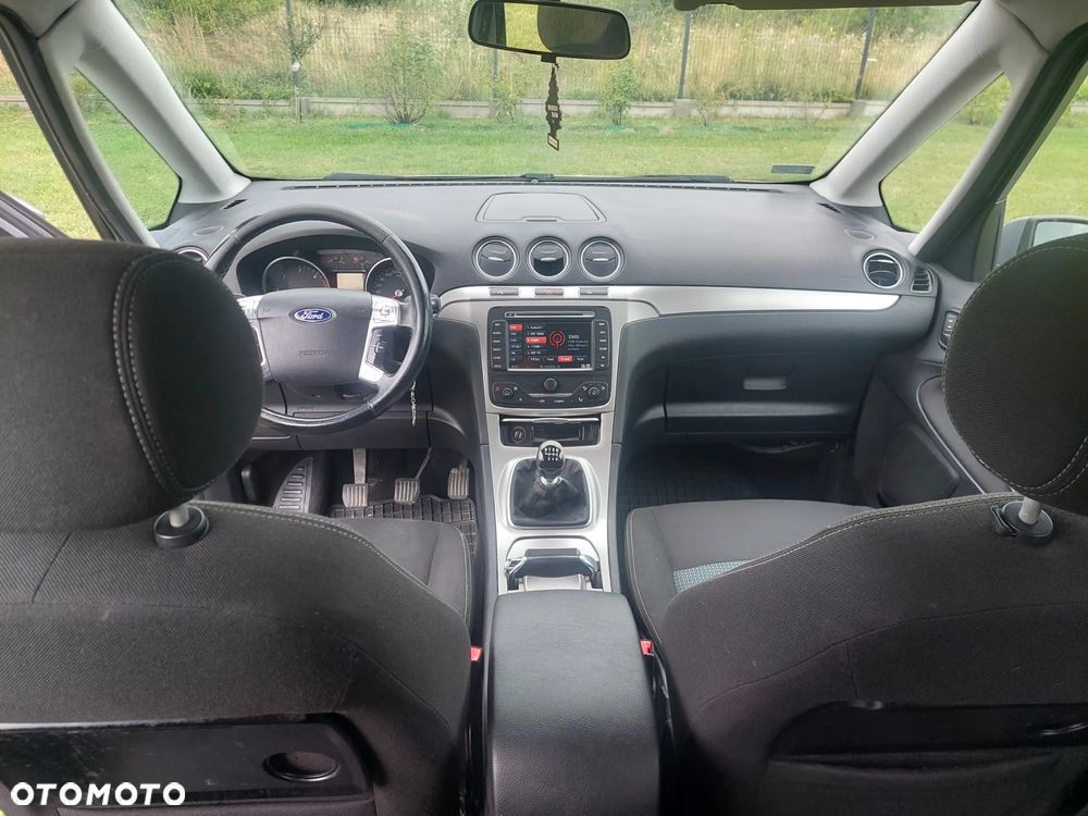 Ford Galaxy 2.0 TDCi Ghia - 7