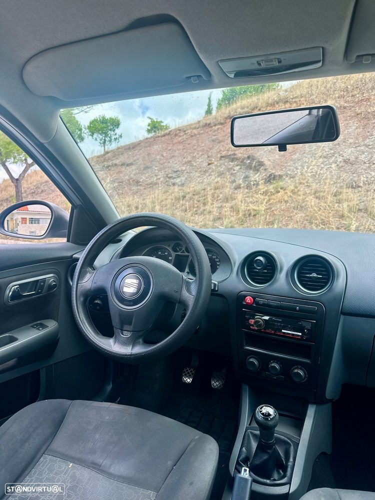 SEAT Ibiza 1.2 12V Reference - 15