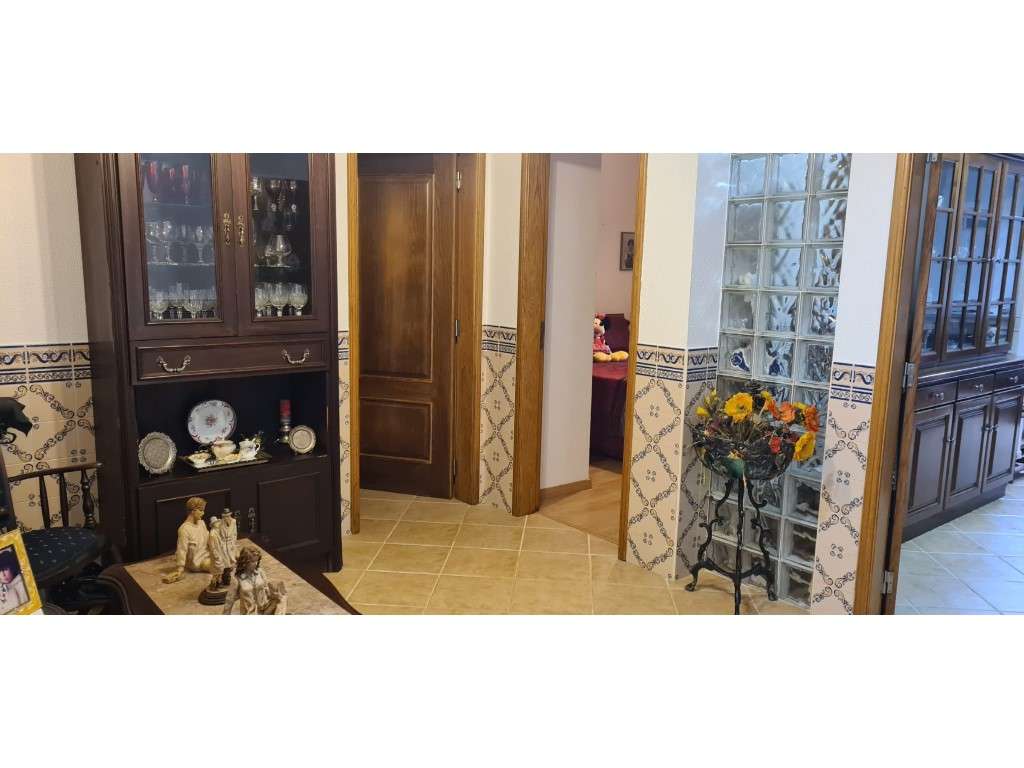 Apartamento T1+1 - Grande imagem: 5/19