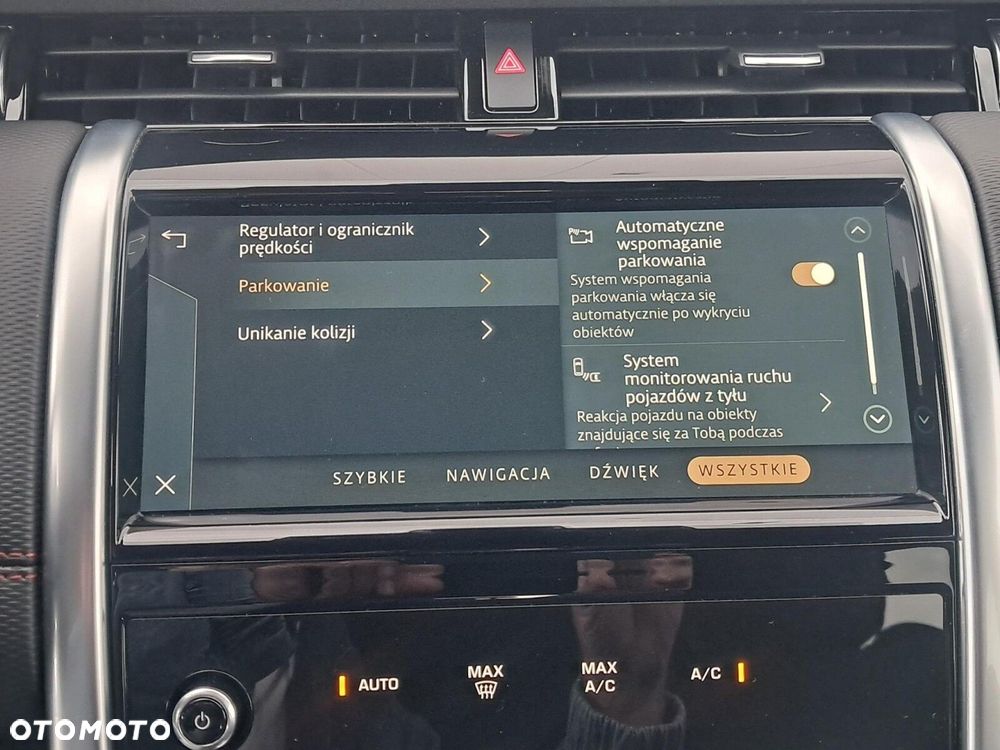 Land Rover Discovery Sport - 31