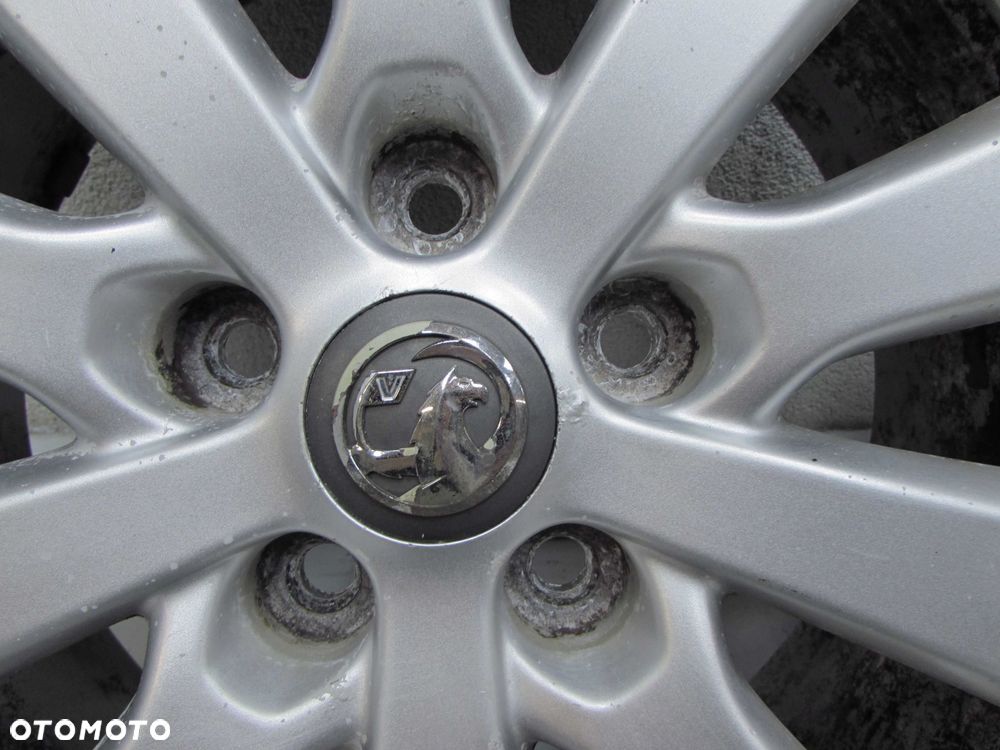 OPEL ASTRA IV J ZAFIRA C KOLA FELGI ALUMINIOWE 13276347 5X115 7J17 ET44 225/50R17 - 5