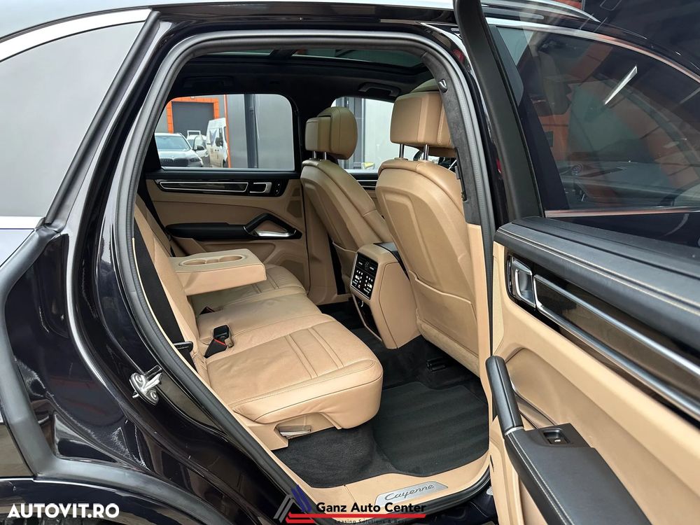 Porsche Cayenne Turbo Tiptronic S - 20