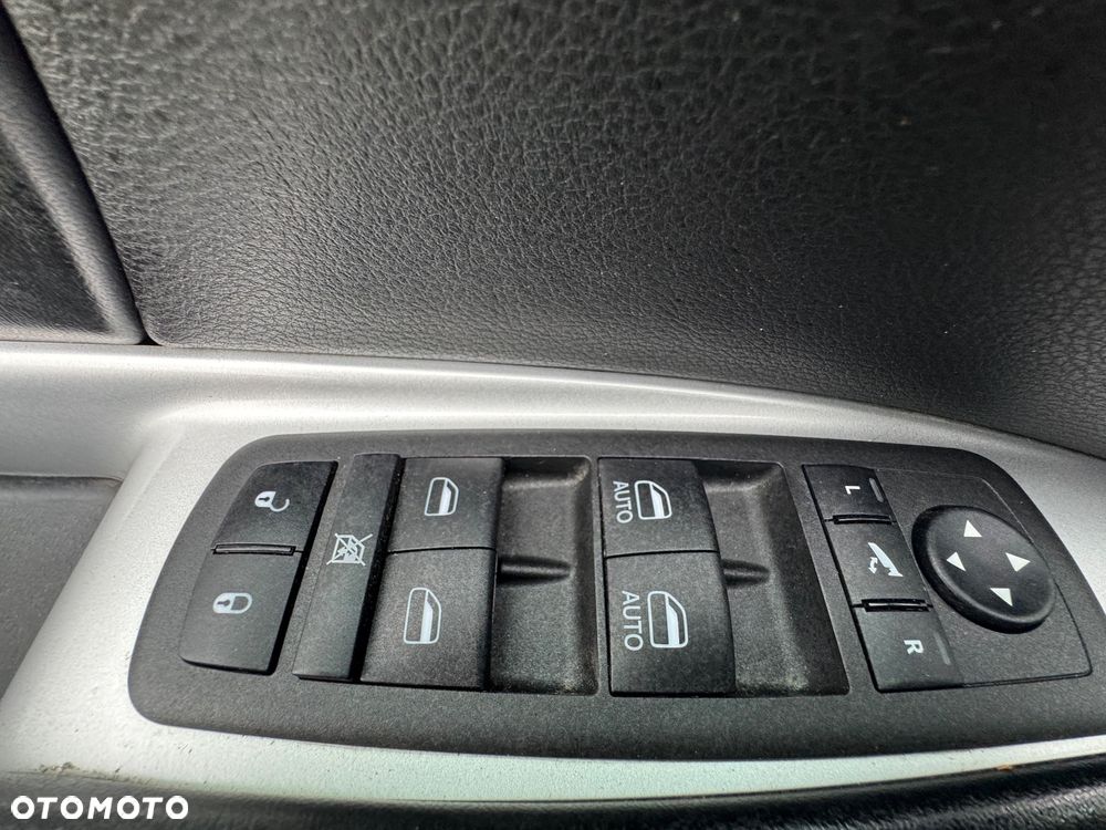 Fiat Freemont 2.0 Multijet Lounge - 27