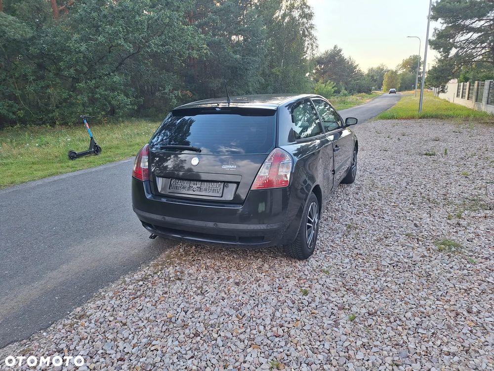 Fiat Stilo 1.9 JTD 115 Dynamic - 19