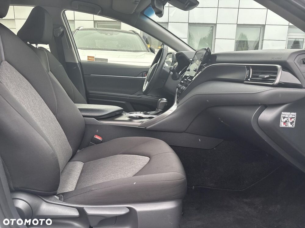 Toyota Camry 2.5 Hybrid Comfort CVT - 9