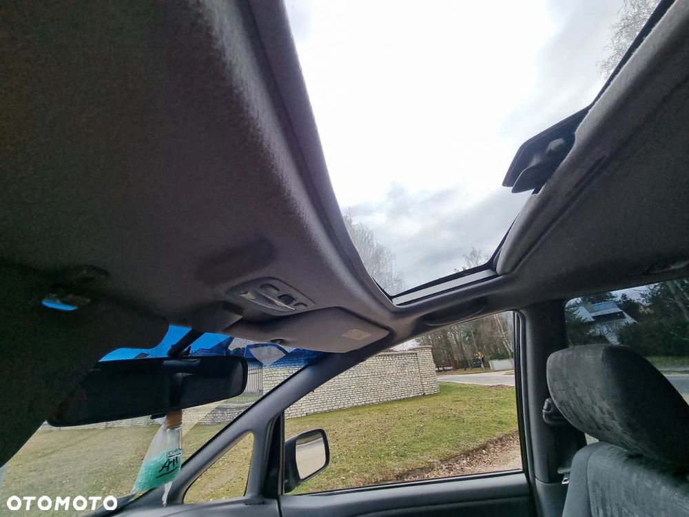 Toyota Previa 2.0 D-4D Luna - 18