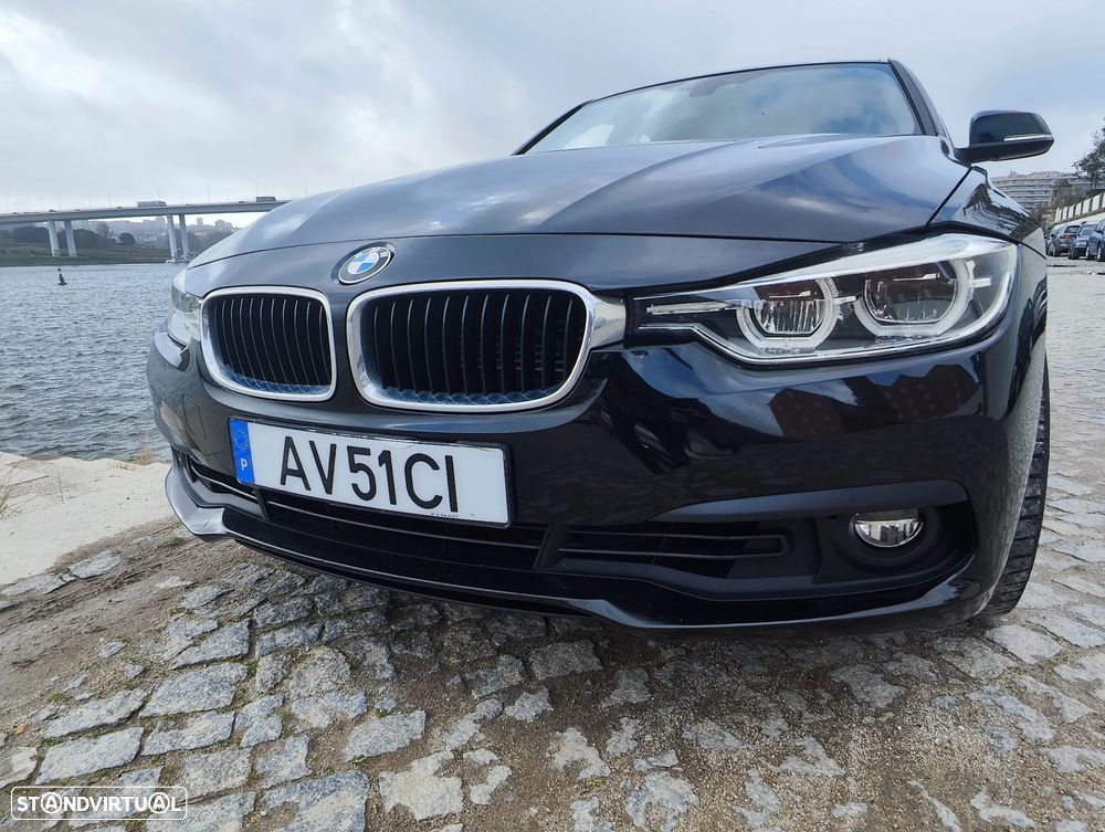 BMW 330 e iPerformance Advantage - 4