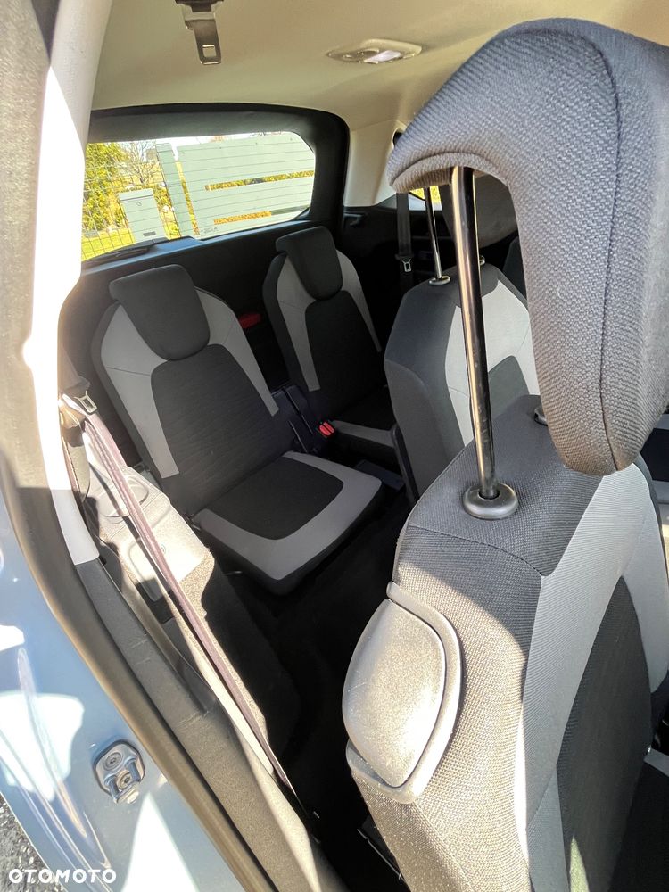 Citroën C4 Grand Picasso 1.6 e-HDi Attraction - 23