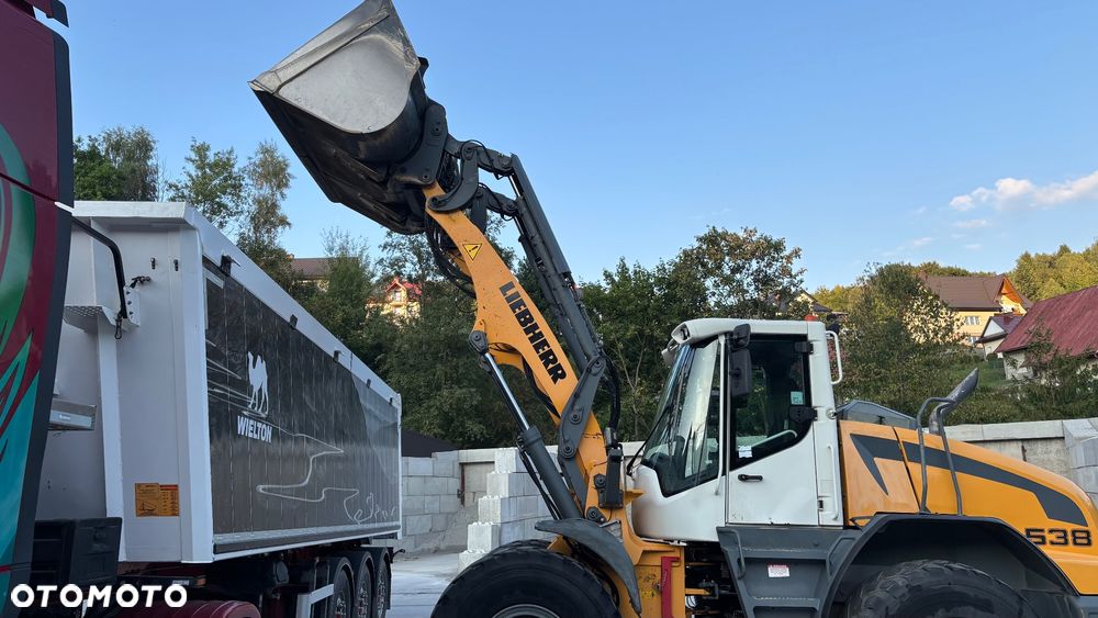 Liebherr L538 - 26