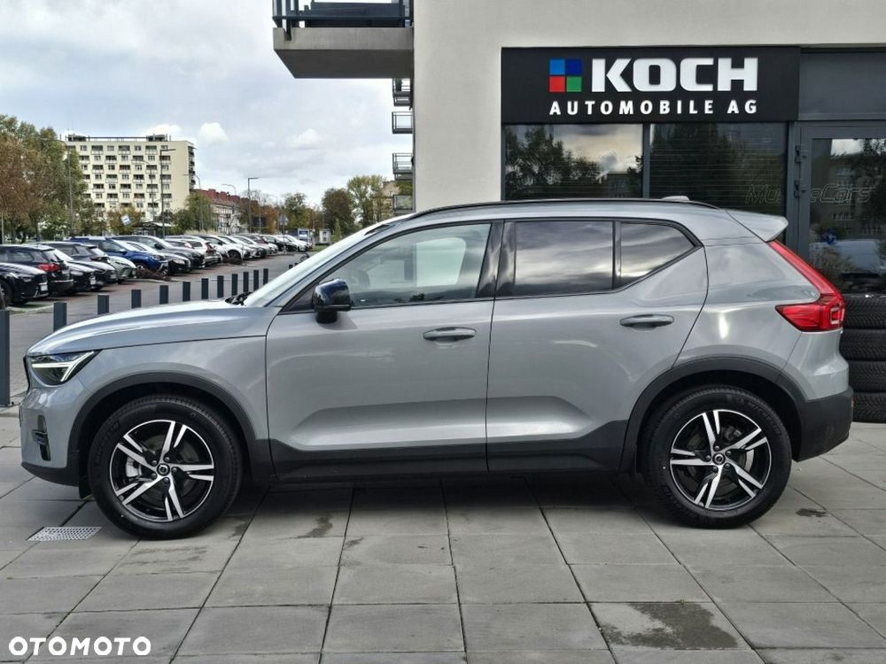 Volvo XC 40 B3 Plus Dark - 5