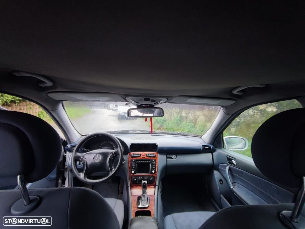 Mercedes-Benz C 200 - 4