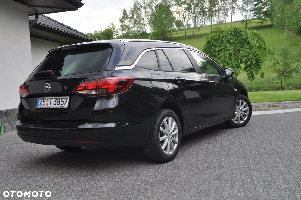 Opel Astra 1.4 Turbo Edition - 12