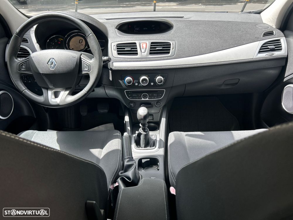 Renault Mégane 1.5 dCi Dynamique - 5