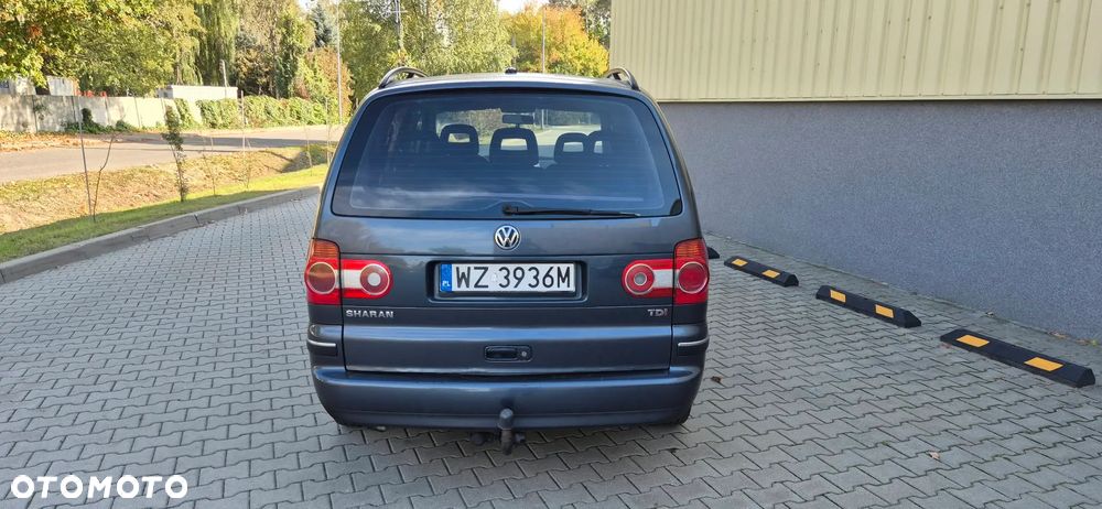 Volkswagen Sharan 2004 photo 4