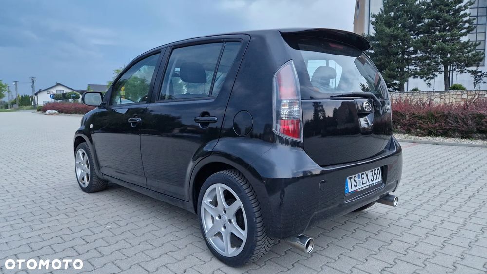 Daihatsu Sirion 1.3 - 5