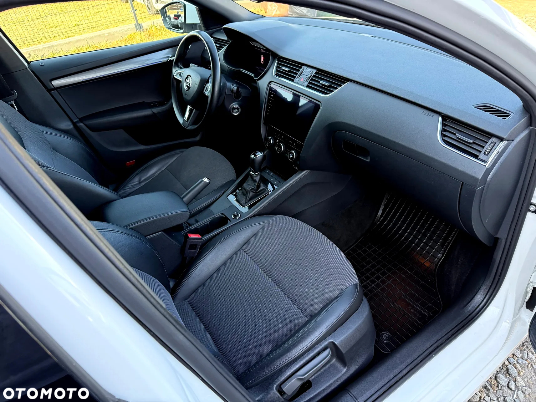 Skoda Octavia Combi 2.0 TDI DSG Style - 8