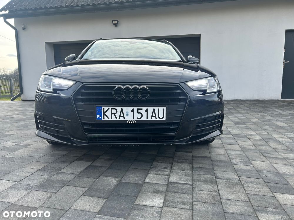 Audi A4 Avant 35 TDI S tronic - 35