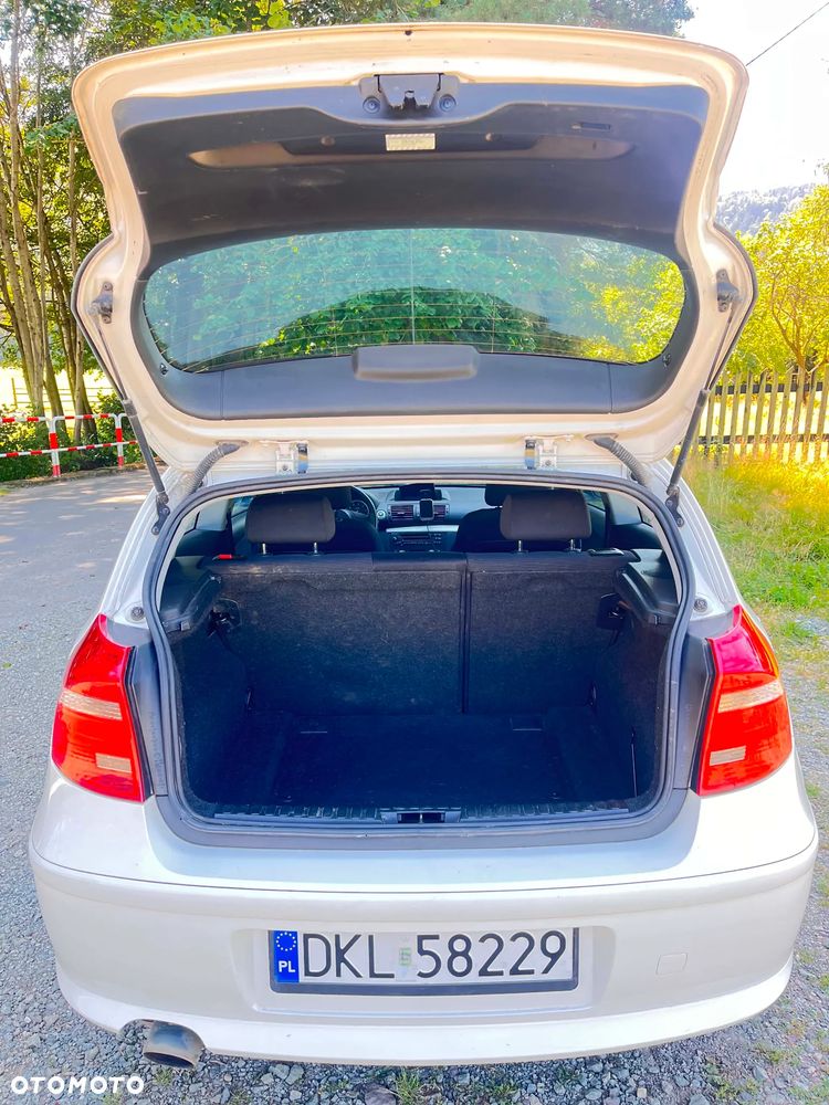 BMW Seria 1 120i - 7