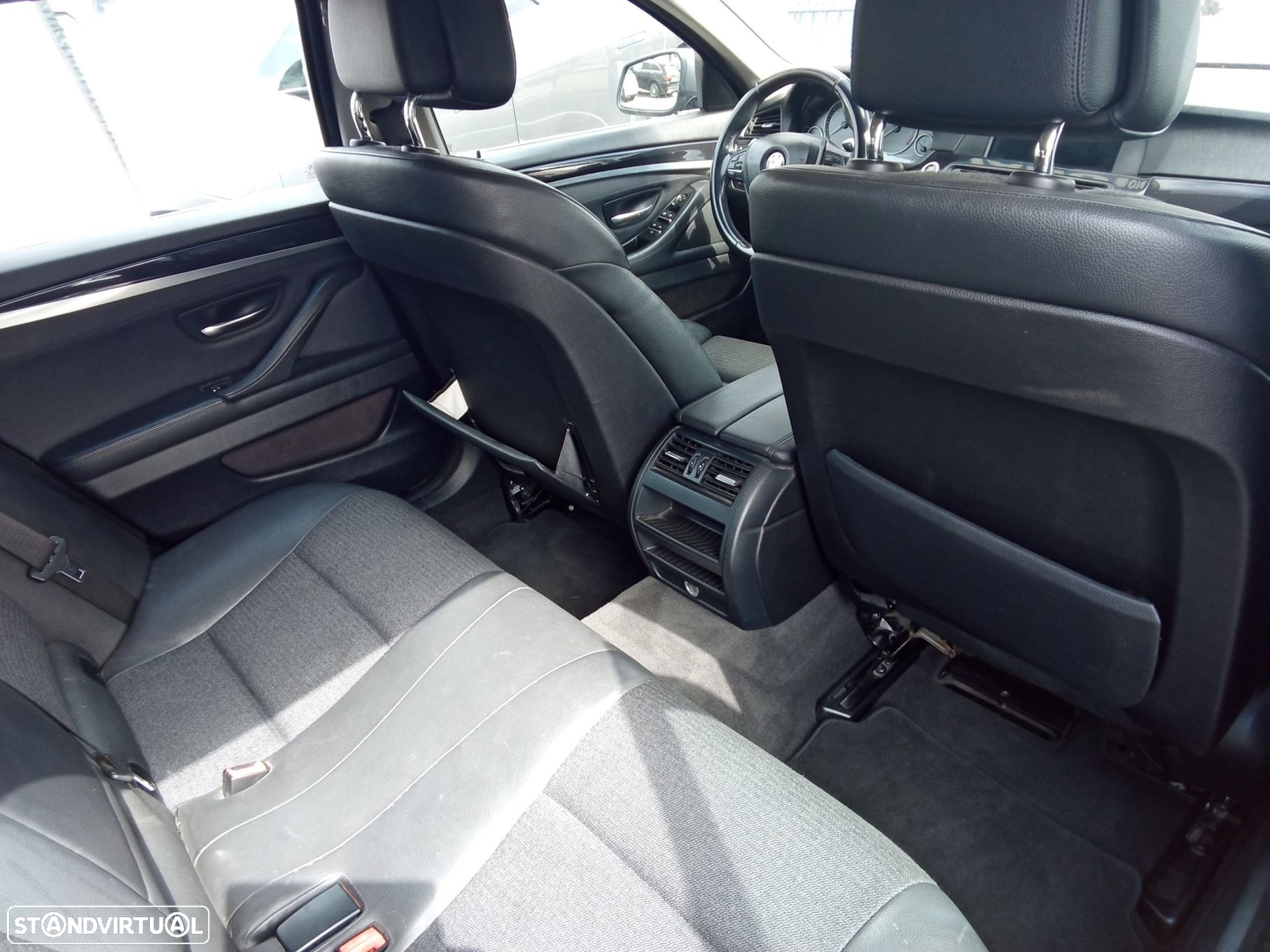 BMW 520 d Auto - 26
