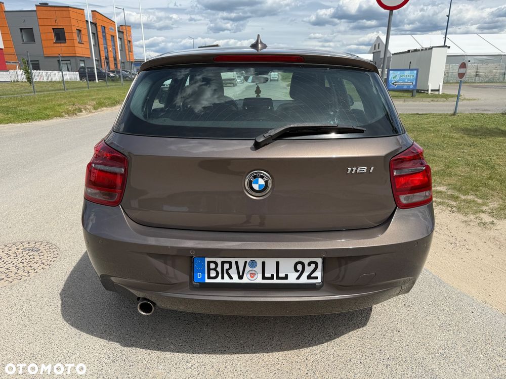 BMW Seria 1 116i Sport Line - 7