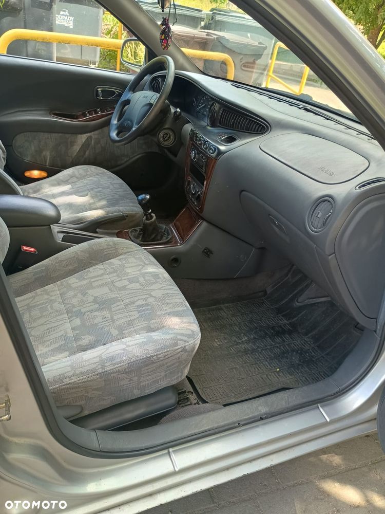 Daewoo Leganza 2.0 SX - 4