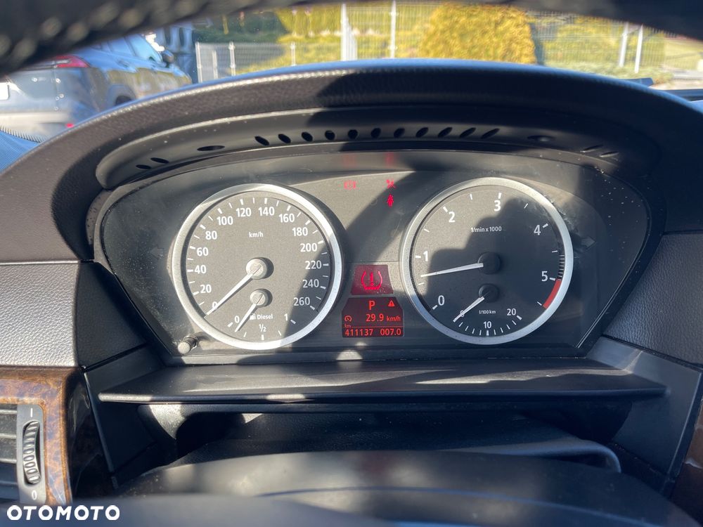 BMW Seria 5 - 13