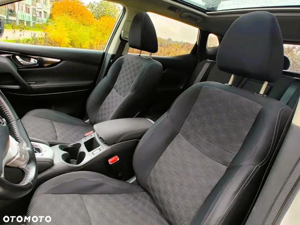 Nissan Qashqai 1.6 DCi Tekna Xtronic - 7