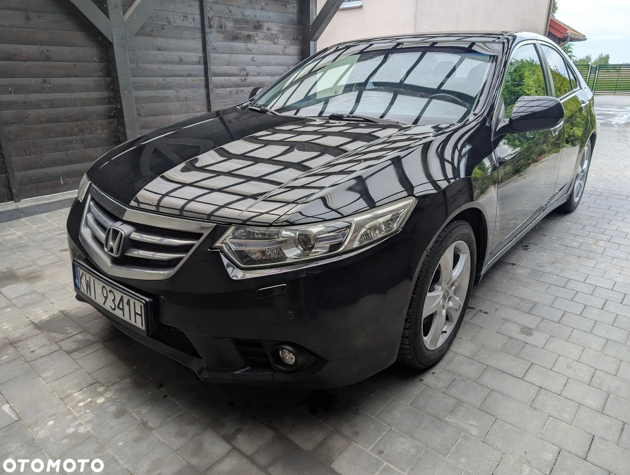 Honda Accord 2.0 Lifestyle Navi - 1