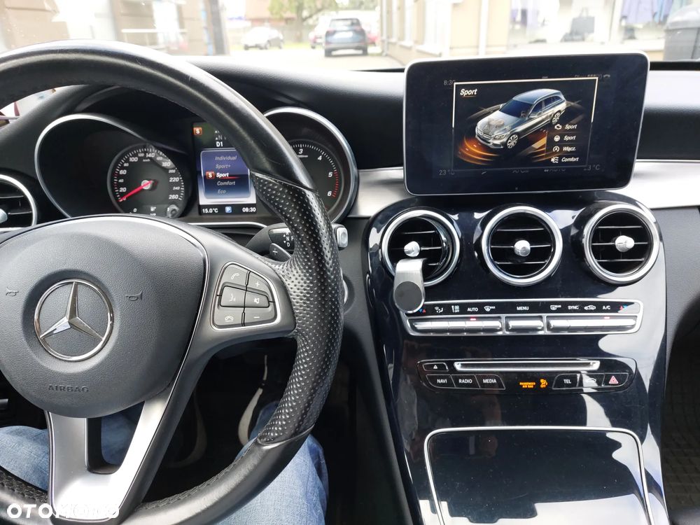 Mercedes-Benz Klasa C 220 CDI DPF Automatik BlueEFFICIENCY Special Edition - 3