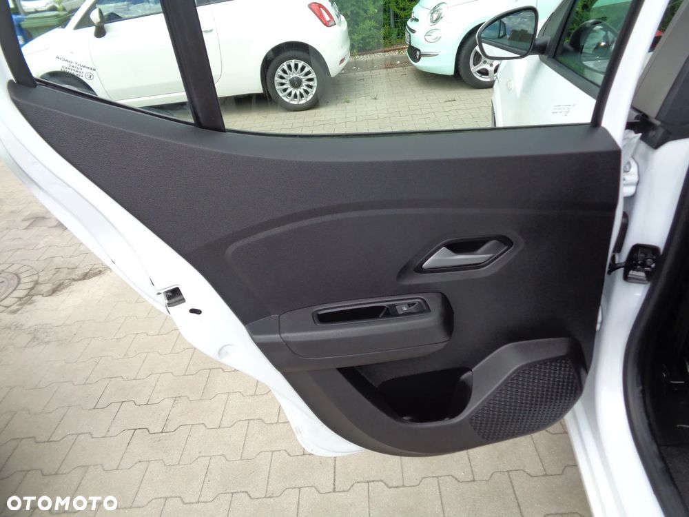 Dacia Sandero - 17