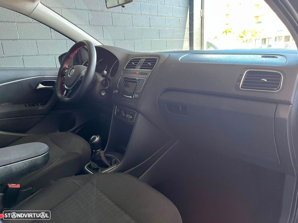 VW Polo 1.4 TDi BlueMotion - 17