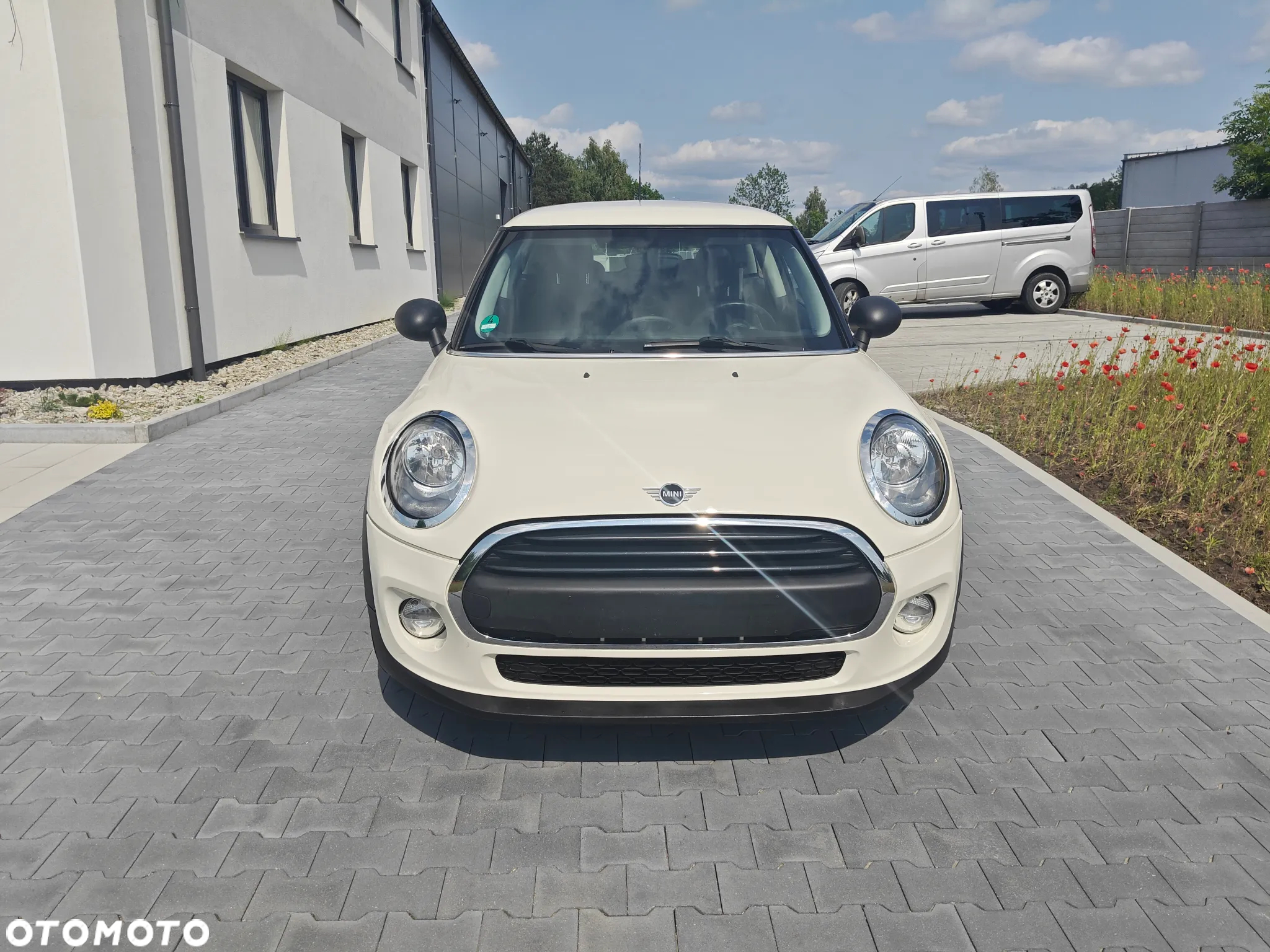 MINI ONE First - 3