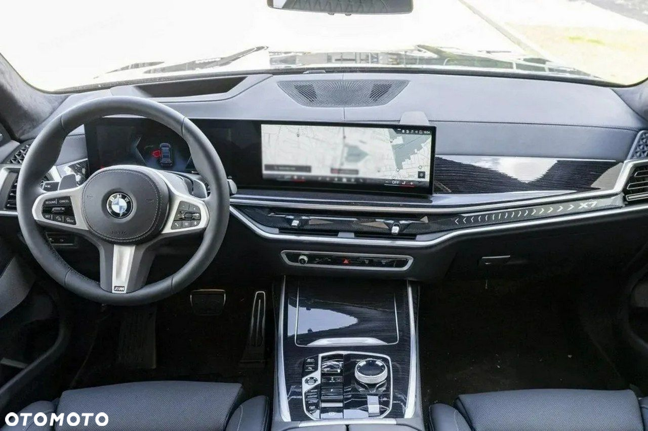 BMW X7 - 12