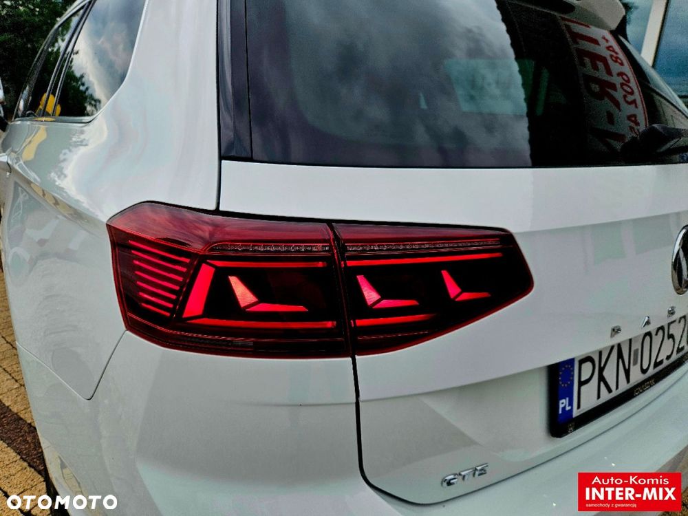 Volkswagen Passat - 19