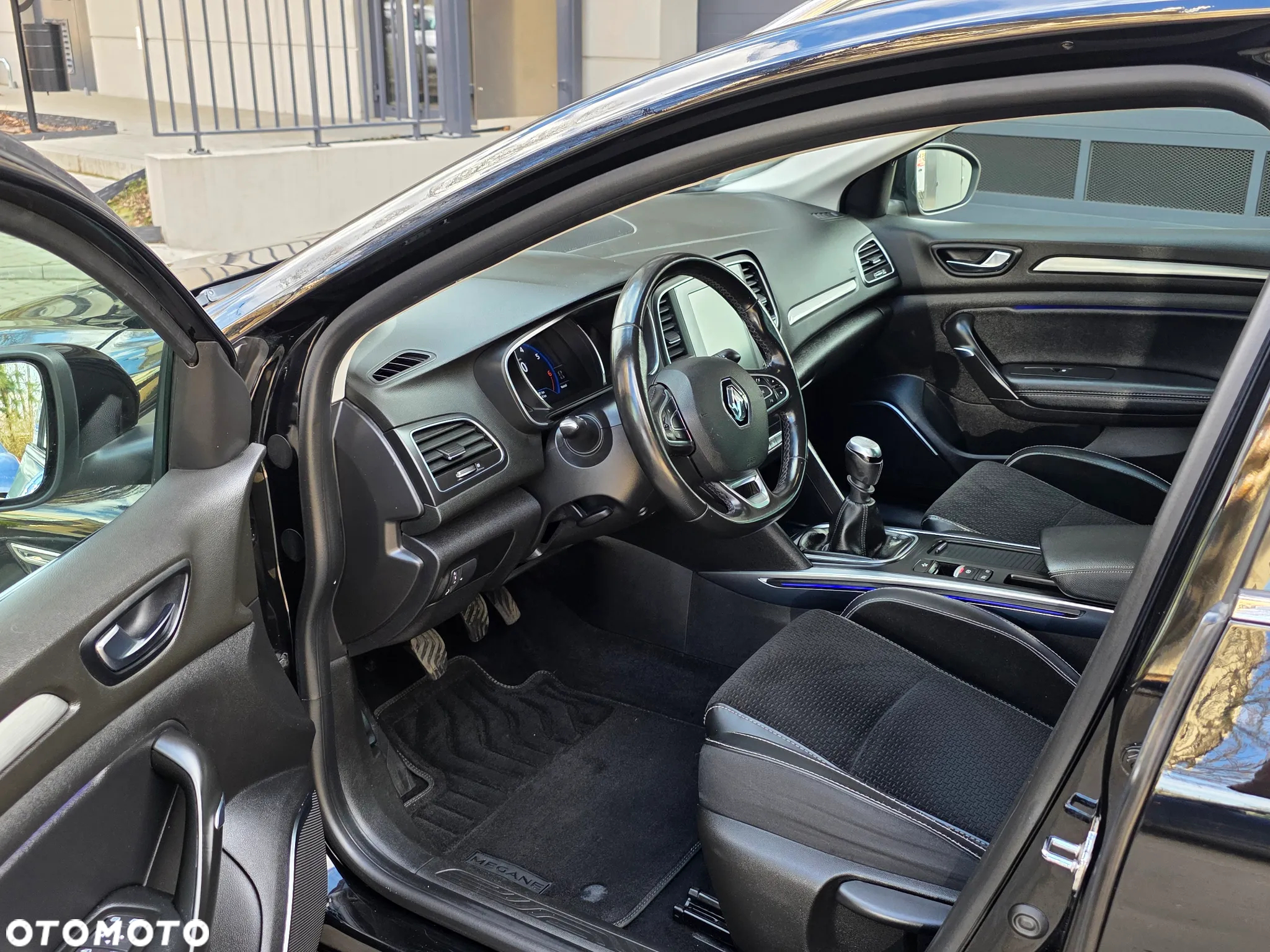 Renault Megane 1.3 TCe FAP Intens - 17
