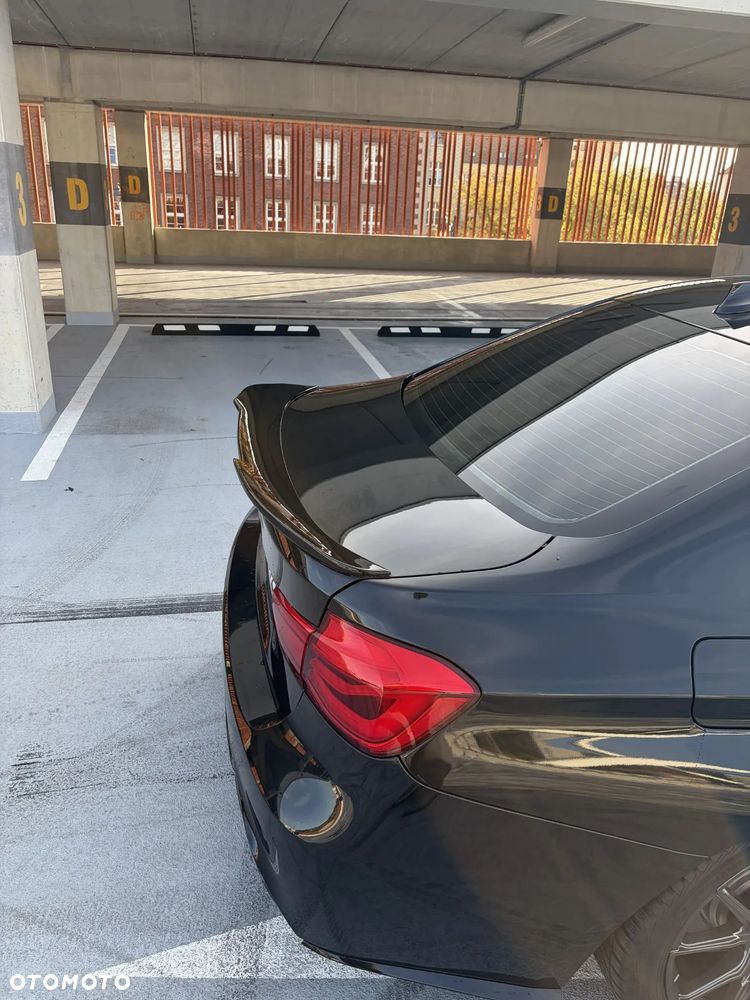 BMW Seria 3 340i xDrive Edition M Sport Shadow - 12