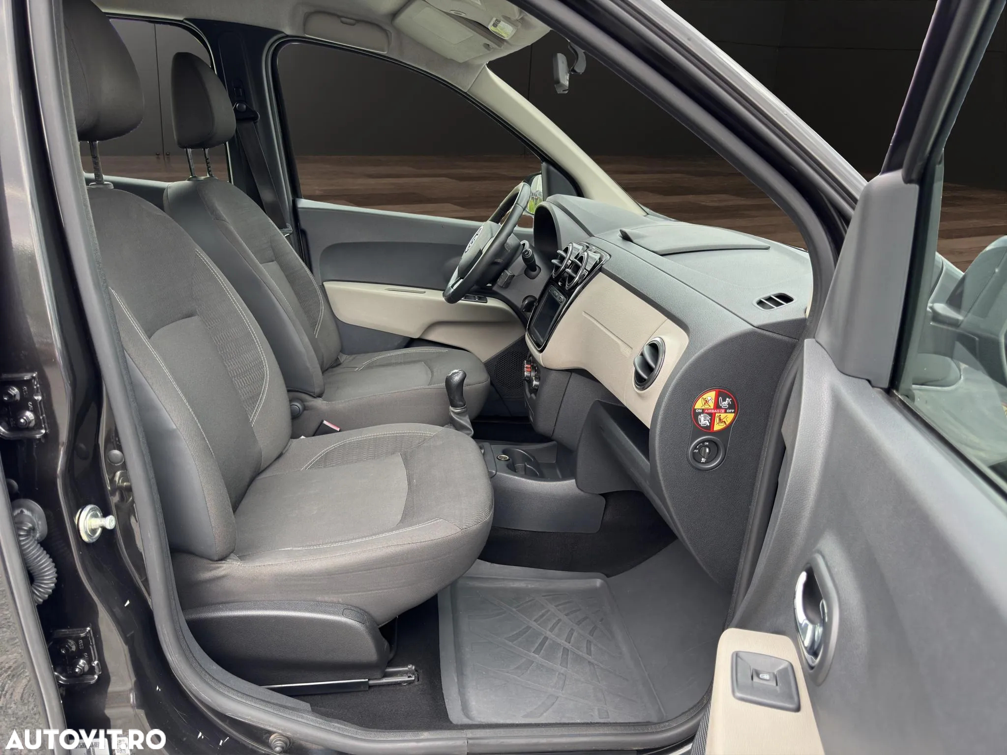 Dacia Lodgy - 12