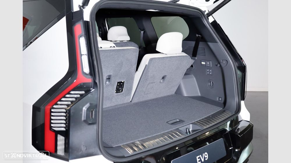 Kia EV9 98.8 kWh GT-Line AWD — fotografia 22