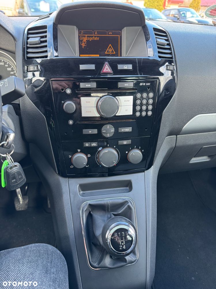 Opel Zafira - 7
